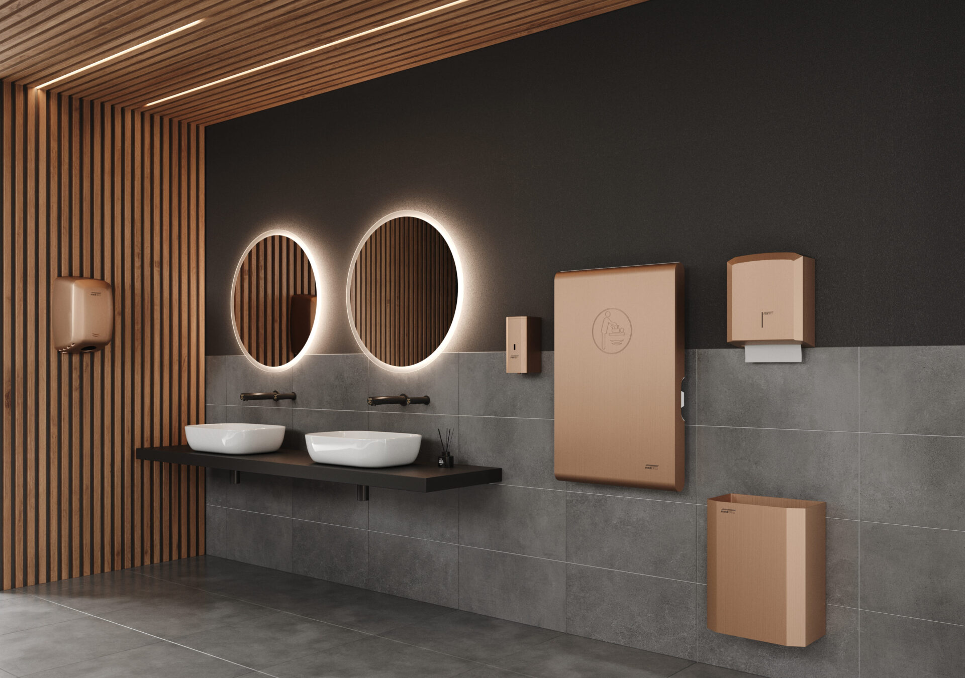 Moderna toilette pubblica dal design elegante, con due specchi rotondi retroilluminati, lavandini a vaschetta e apparecchi a parete di colore marrone su pareti piastrellate grigie e pannelli in legno.